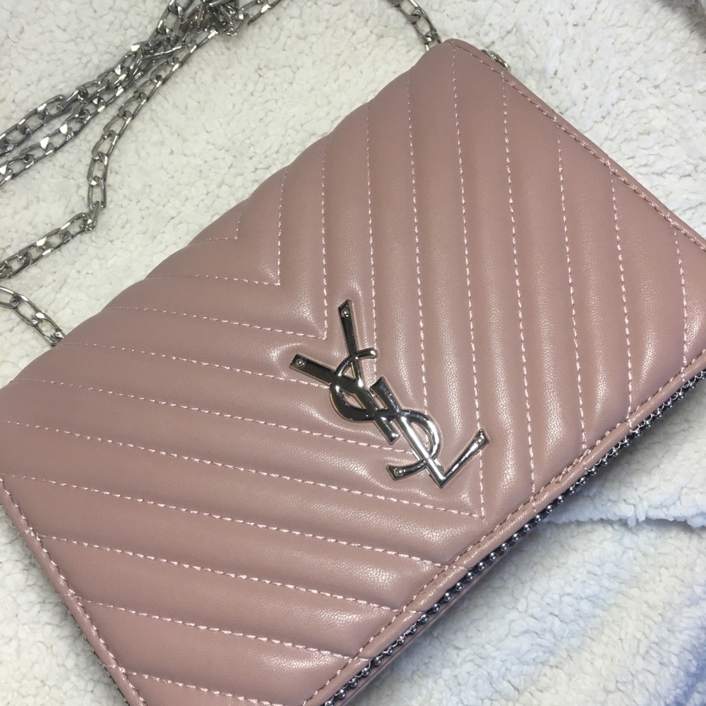 crossbody bag.